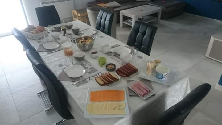 Les Figues Bed and Breakfast Caromb Εξωτερικό φωτογραφία