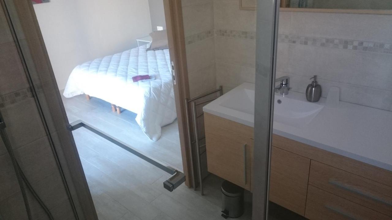 Les Figues Bed and Breakfast Caromb Εξωτερικό φωτογραφία